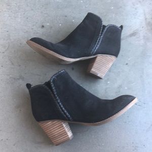 Dolce Vita Black Booties